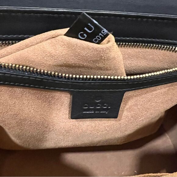 GUCCI 
GG Supreme Monogram Calfskin Padlock Shoulder Bag Beige Black - Picture 5 of 11